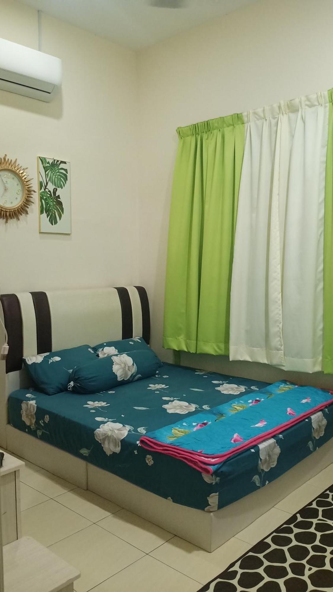 Illa Bella Homestay Jasin エクステリア 写真